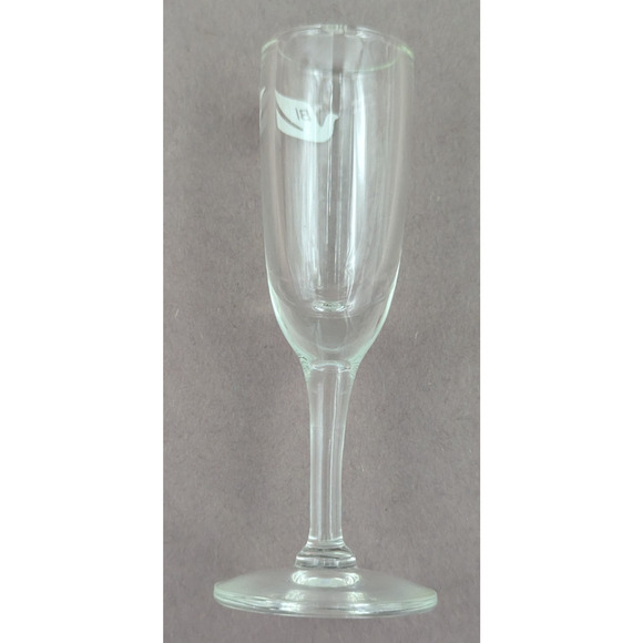 BRANIFF INTERNATIONAL DOVE LOGO AIRLINE CORDIAL SHOT GLASS - Picture 6 of 8